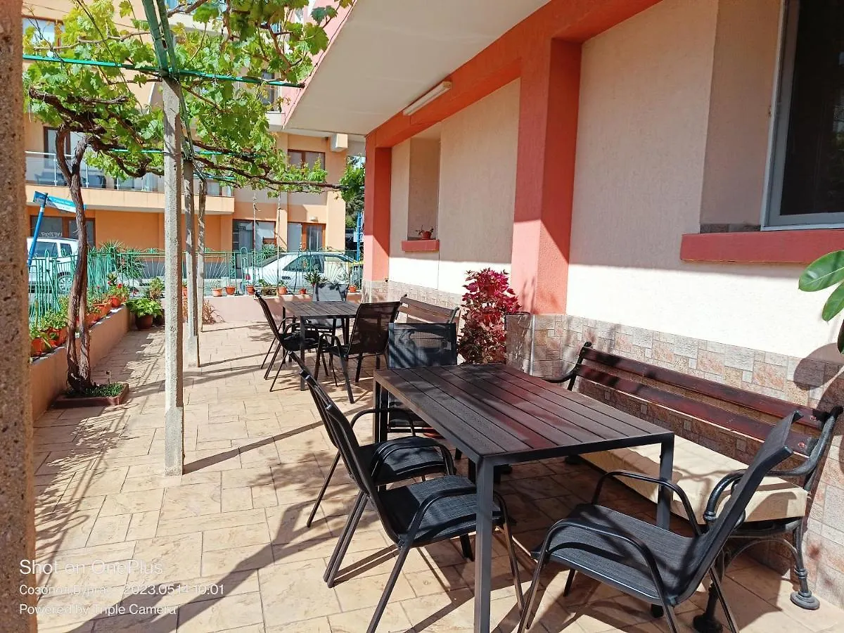 Moni 85 Family House Hotel Sozopol Bulgária