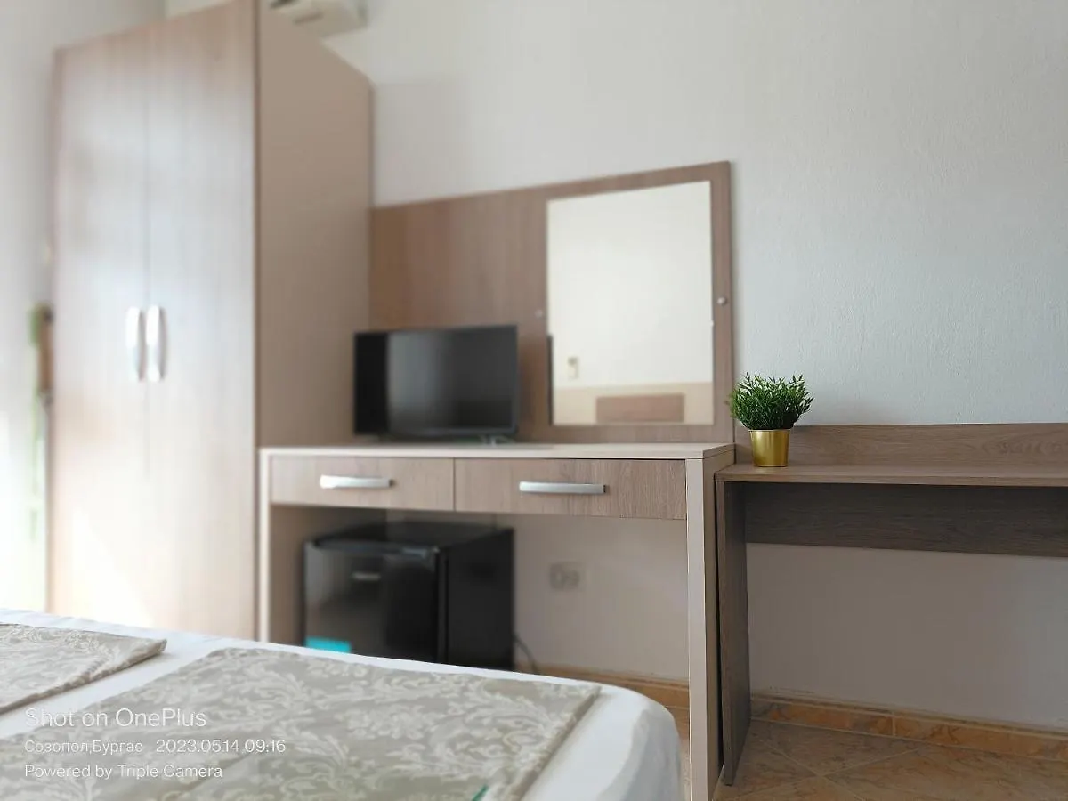 Moni 85 Family House Hotel Sozopol Bulgária