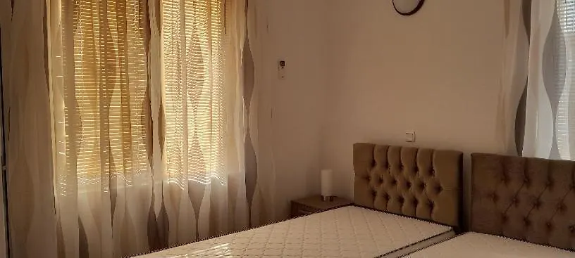 Moni 85 Family House Hotel Sozopol